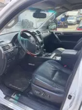 interiorFront