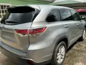 car Right Back