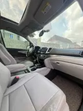 interiorBack