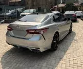 car Right Back