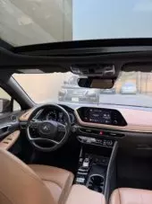 interiorFront