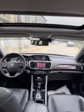 interiorFront