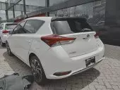 car Right Back