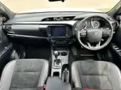 interiorFront