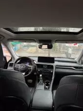 interiorFront