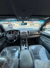 interiorFront