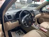 interiorFront