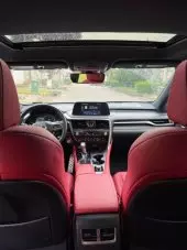 interiorFront