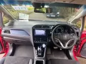 interiorFront