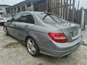 car Right Back
