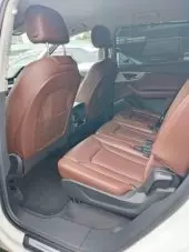 interiorBack