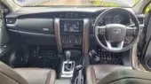 interiorFront