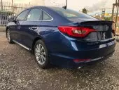 car Right Back