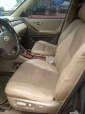 interiorFront