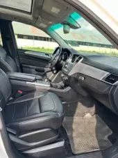 interiorFront