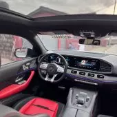 interiorFront