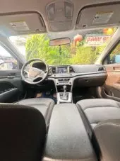 interiorFront