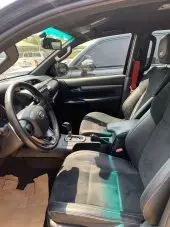 interiorFront
