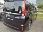 car Right Back