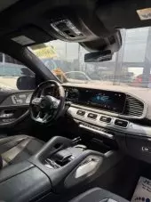 interiorFront