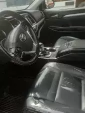 interiorFront