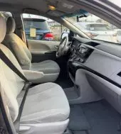 interiorFront
