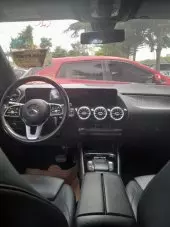 interiorFront