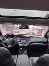 interiorFront
