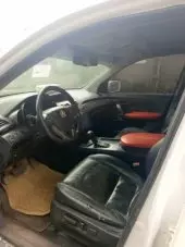 interiorFront