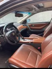 interiorFront