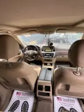 interiorFront