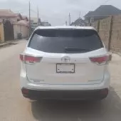 car Right Back