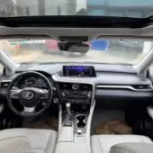 interiorFront
