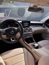 interiorFront