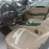 car Right Back