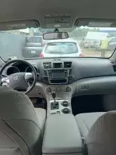 interiorFront