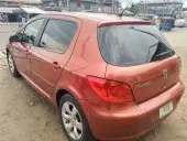 car Right Back