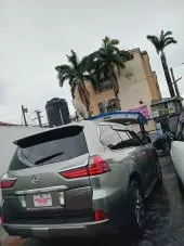 car Right Back