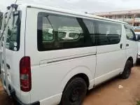 car Right Back