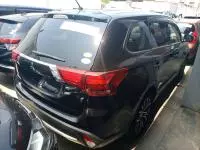 car Right Back