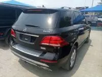 car Right Back