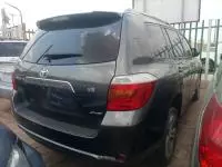 car Right Back