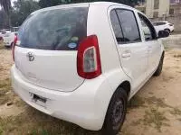 car Right Back