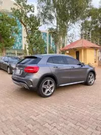 car Right Back