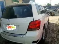 car Right Back
