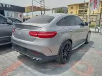 car Right Back