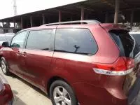 car Right Back