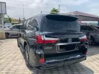 car Right Back
