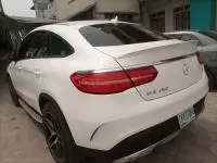 car Right Back