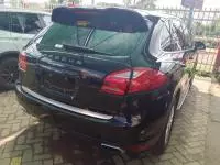 Car Right Back